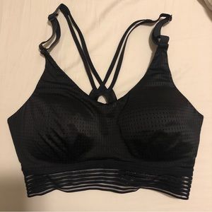 Victoria’s Secret 32 D Sports Bra